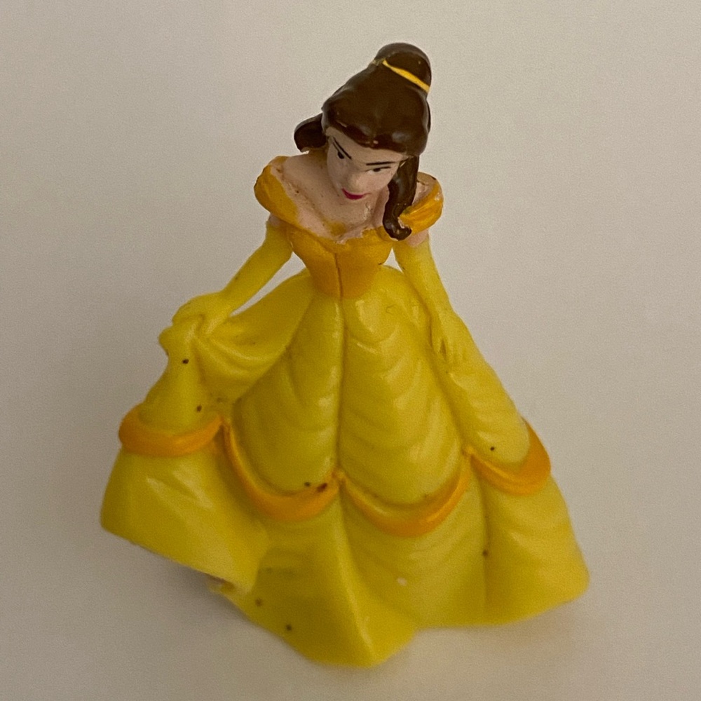 2008 Disney Beauty and the Beast BELLE  pvc Figure